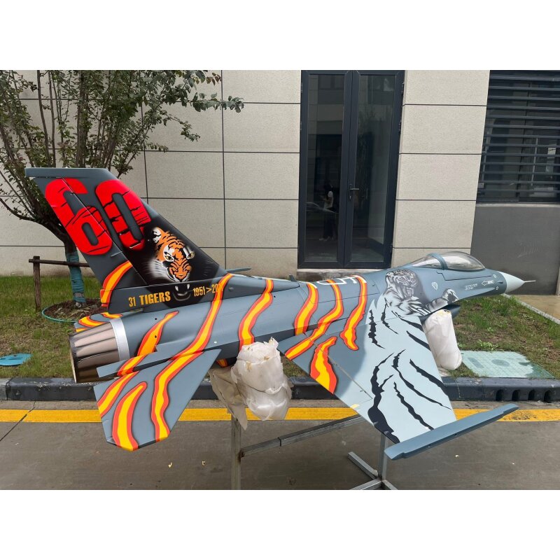 Baja BAE F-16 Tiger