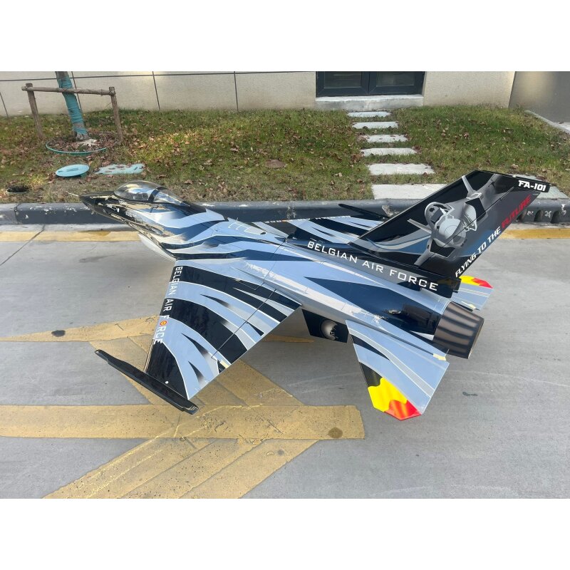 Baja F-16 Vador