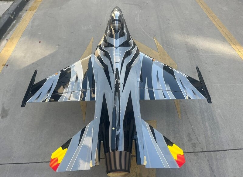 Baja F16 Vador rear view